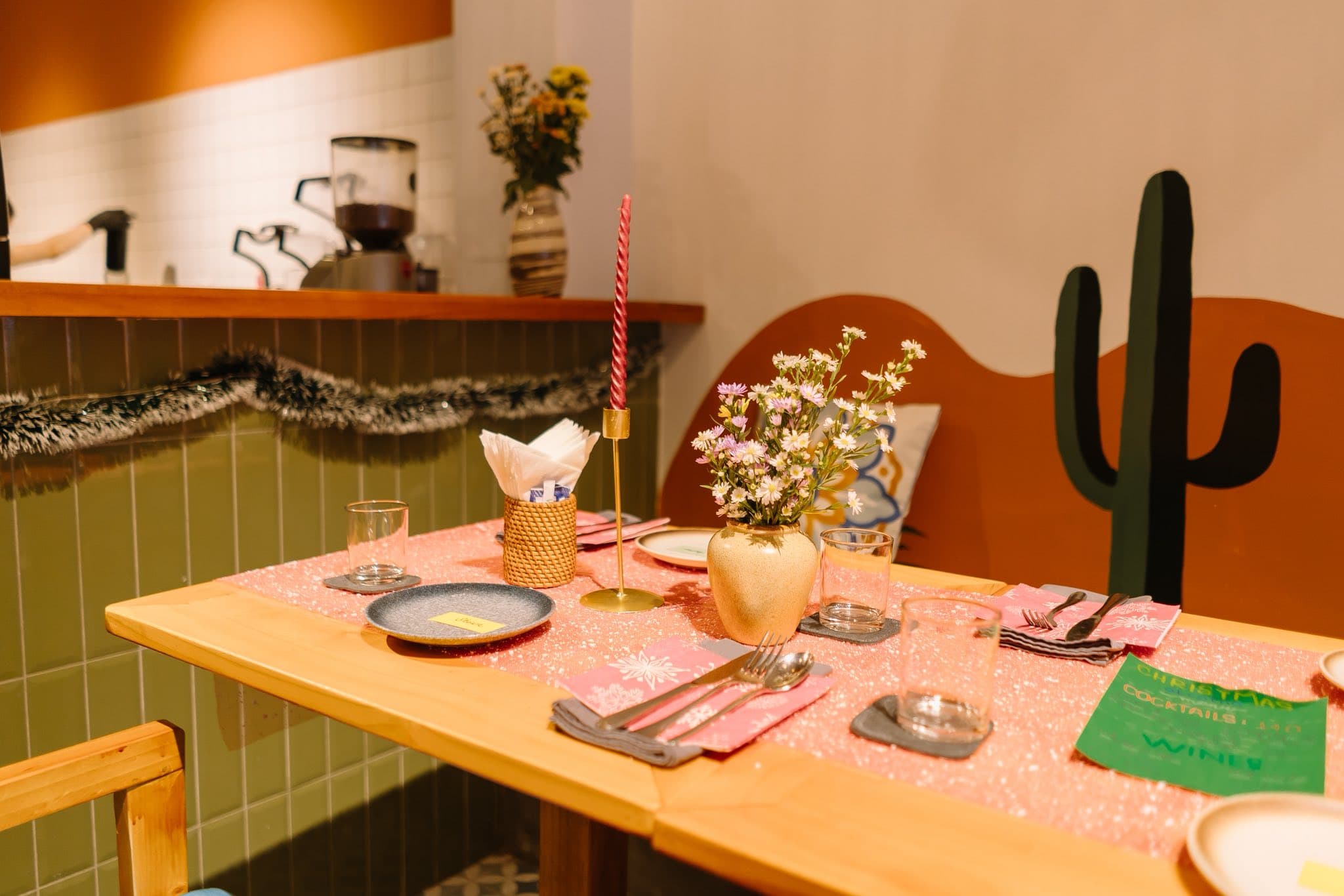 SIX ON SIX interior 2